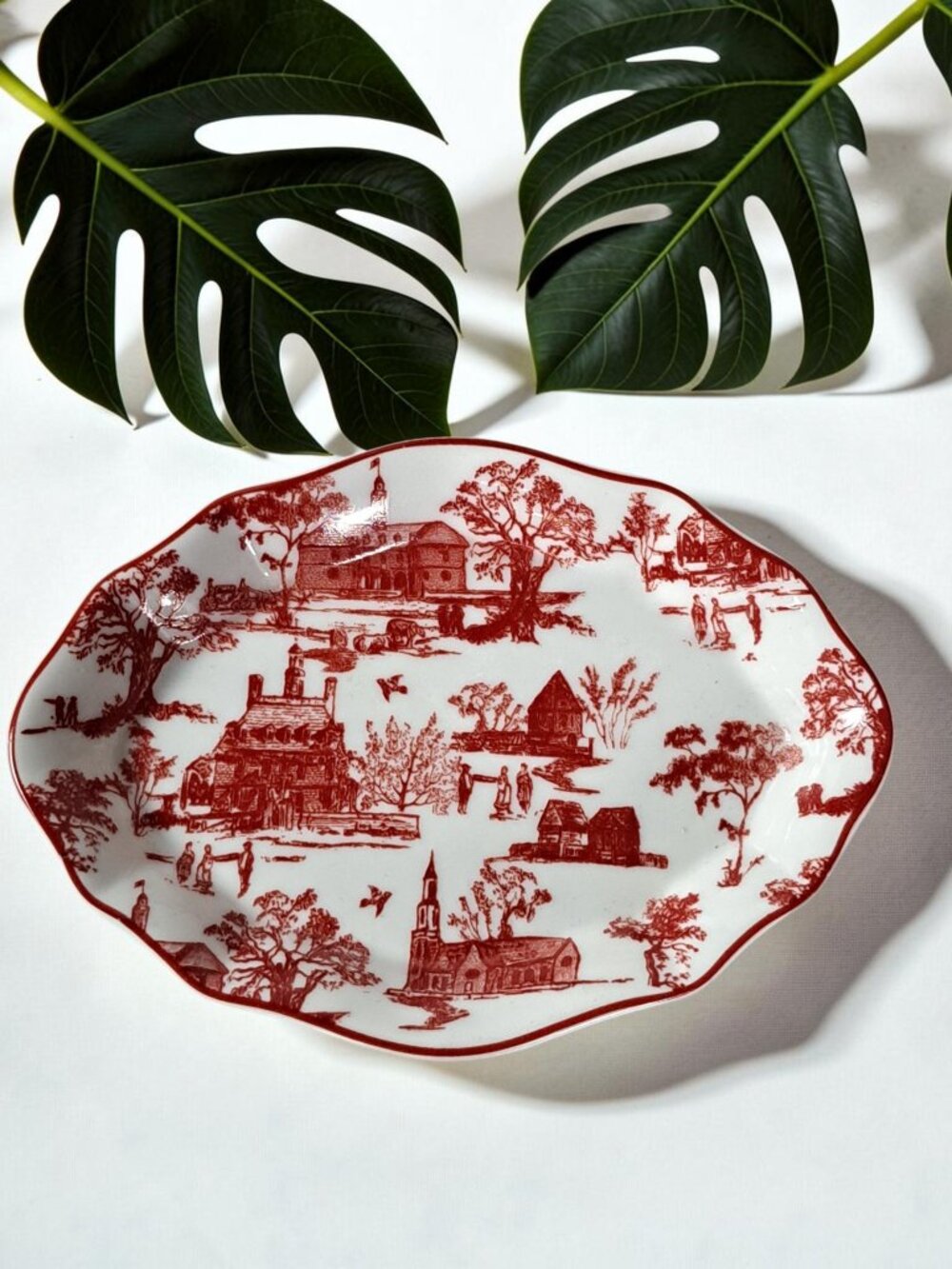 Colonial Williamsburg Townscape Toile Red Scenic Trinket Tray vintage